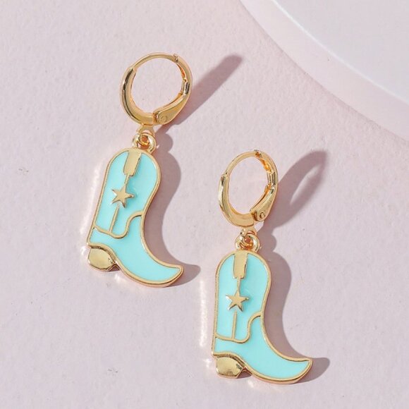 Cute Boot Shaped Earrings - Picture 1 of 1